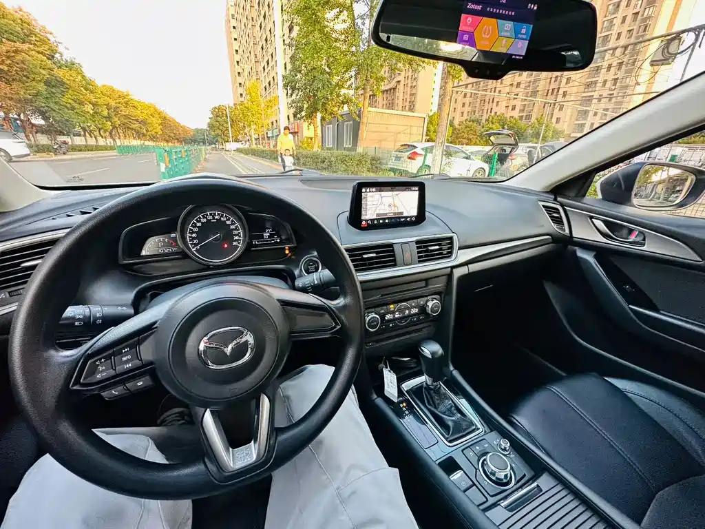 Mazda 3 Axela — миниатюра 9
