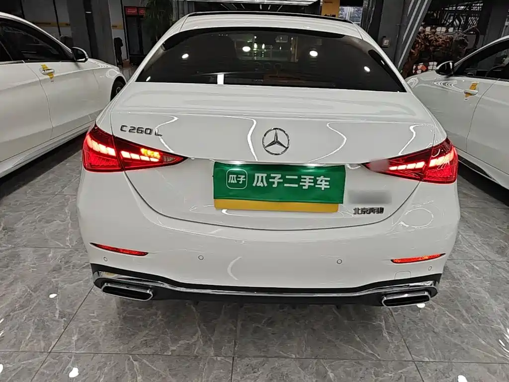 Mercedes-Benz C-Class — миниатюра 6
