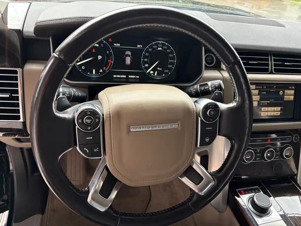 Land Rover Range Rover — миниатюра 13