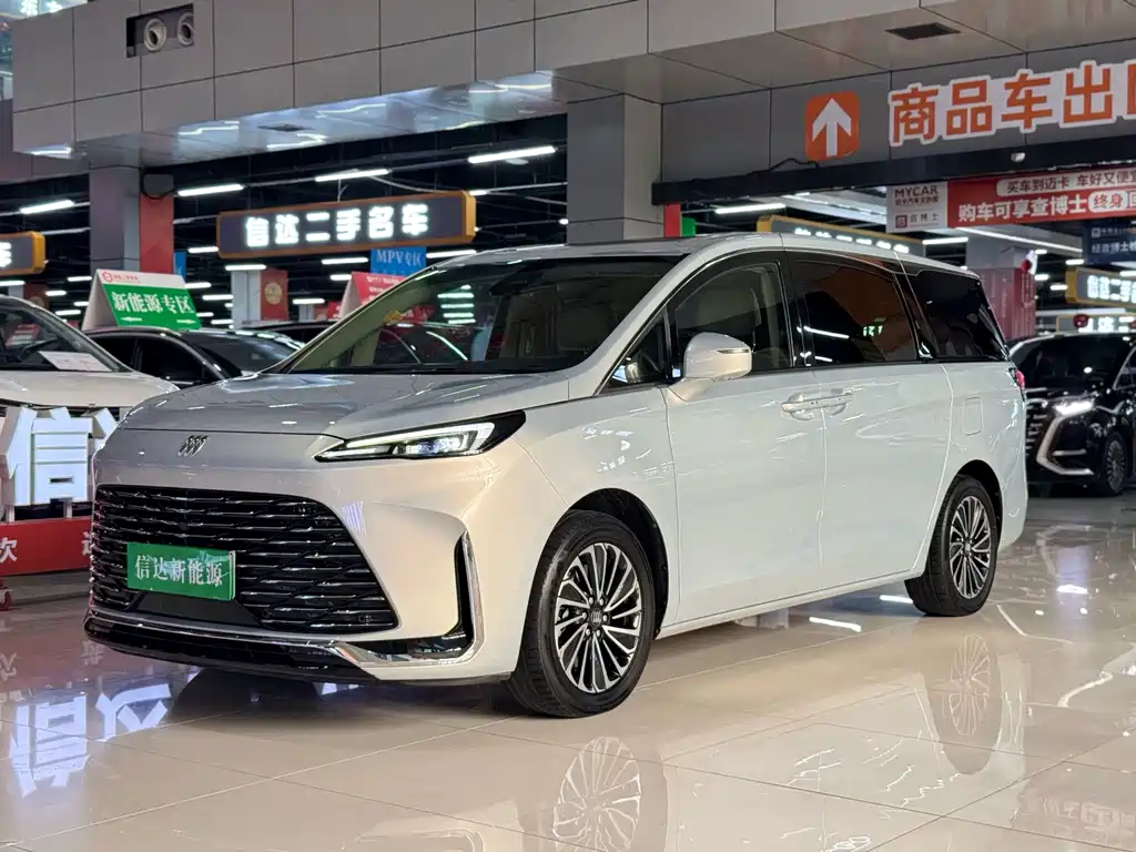 Buick GL8 Hybrid