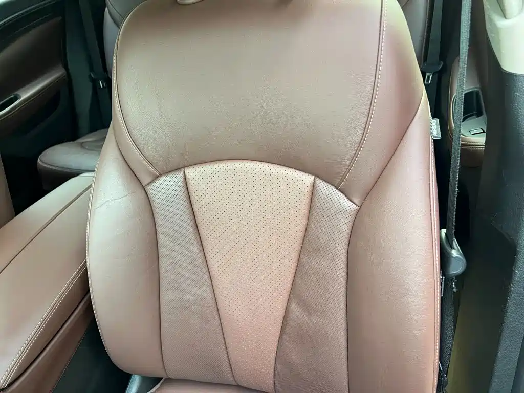 Buick Envision Plus — миниатюра 13