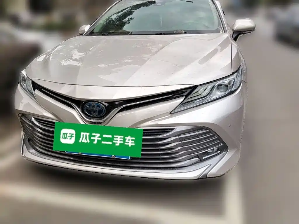 Toyota Camry — миниатюра 2