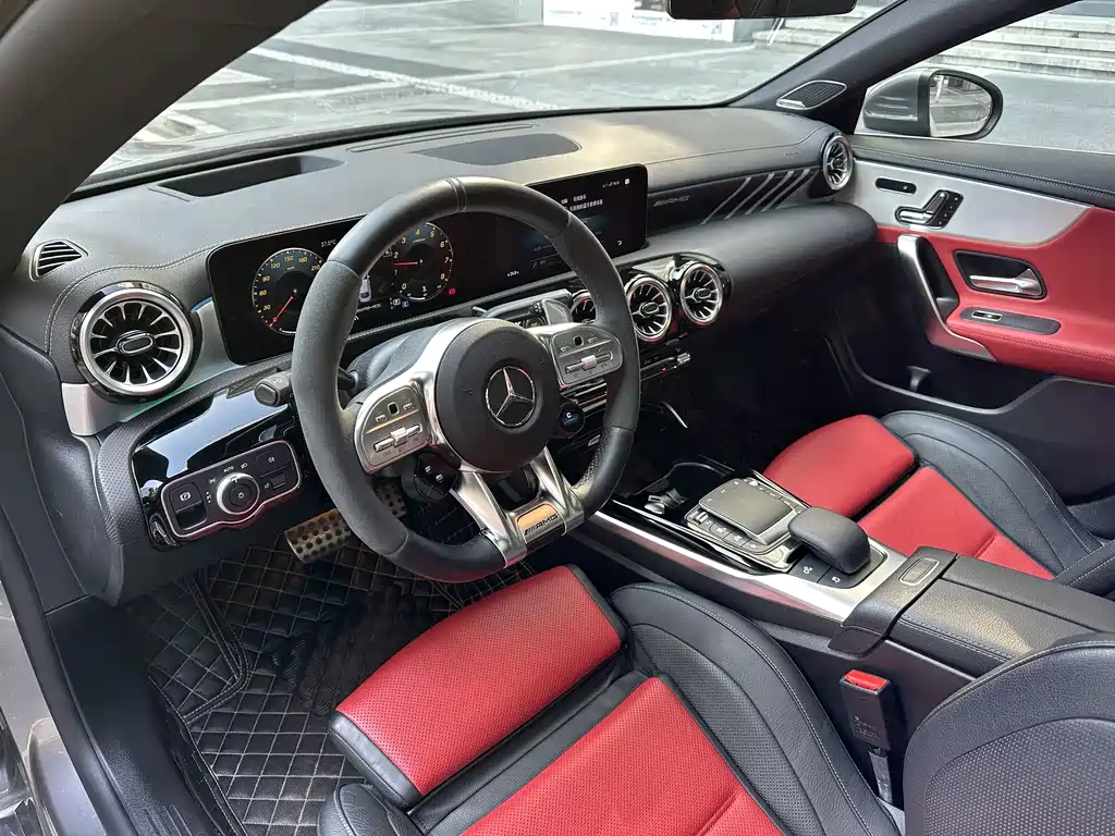 MERCEDES-BENZ CLA AMG