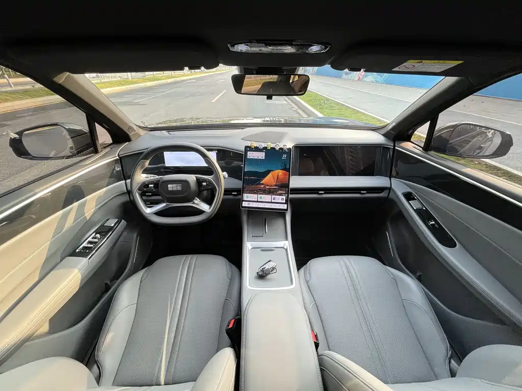 GEELY GALAXY GALAXY L7