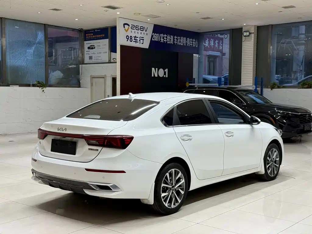 KIA K3