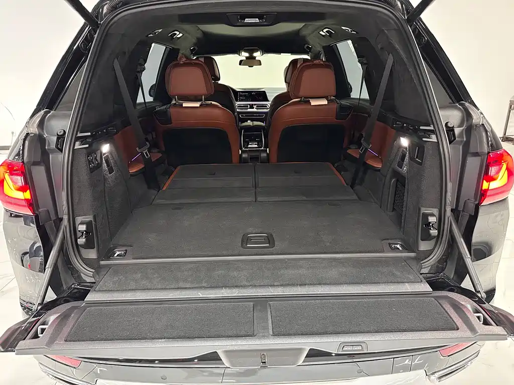 BMW X7 — миниатюра 16