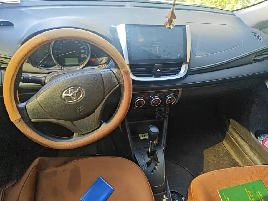 Toyota Yaris L — миниатюра 12