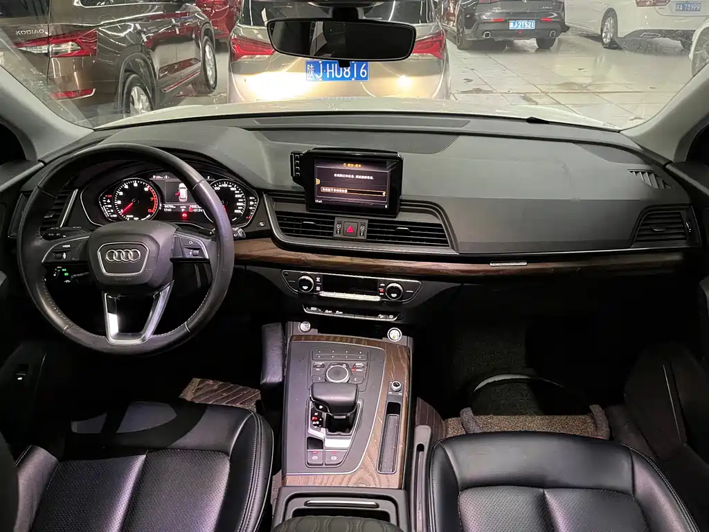 Audi Q5L — миниатюра 5