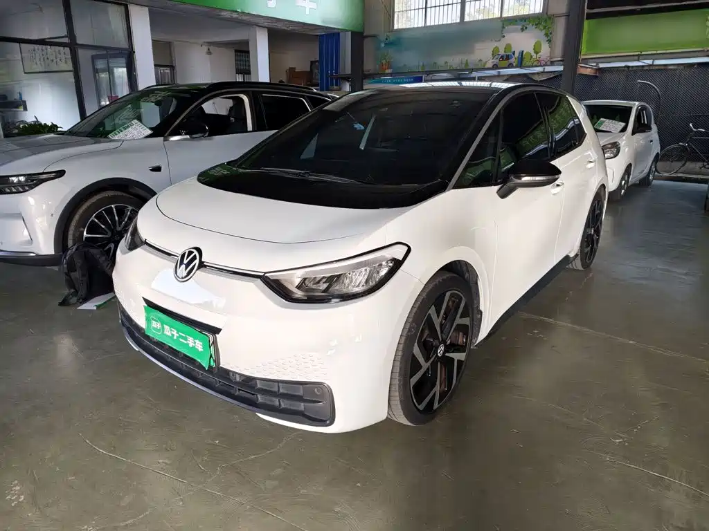 Volkswagen ID.3 — миниатюра 2