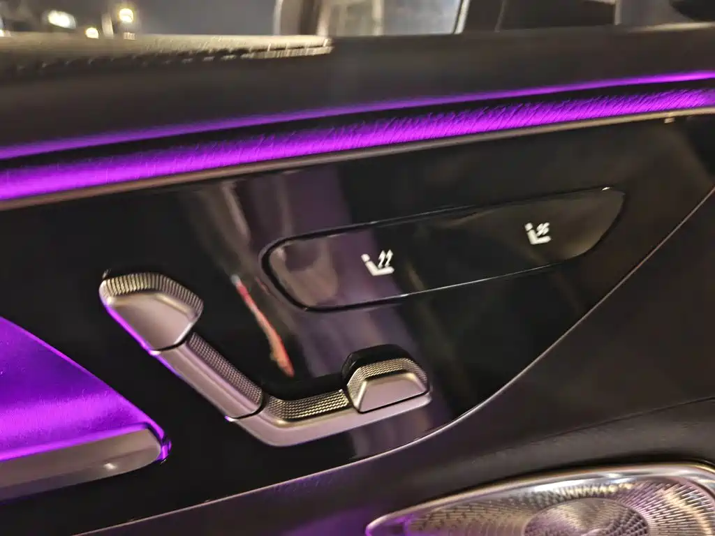 Mercedes-Benz C-Class — миниатюра 3