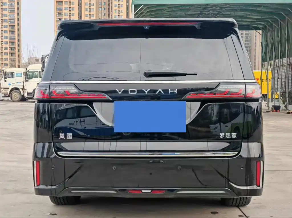 VOYAH Dreamer — миниатюра 5