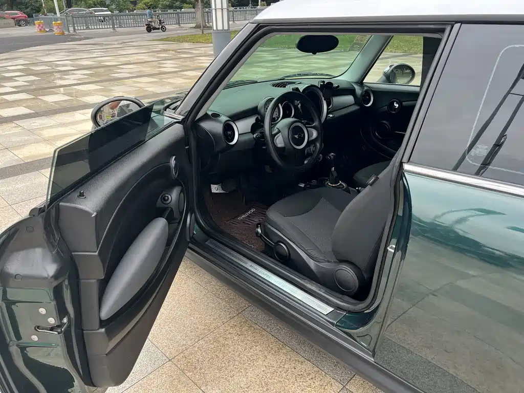 MINI Mini Clubman — миниатюра 18