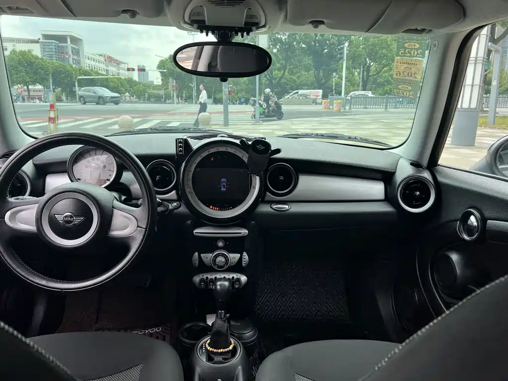 MINI Mini Clubman — миниатюра 36