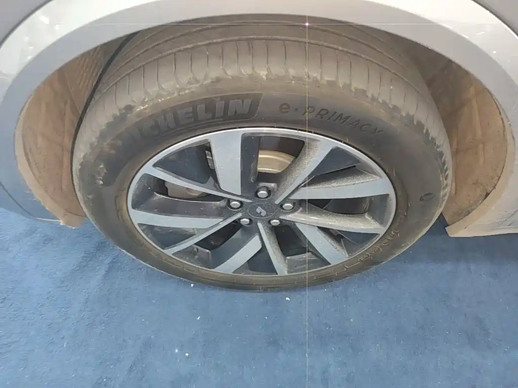 Li Auto Li L8 — миниатюра 23