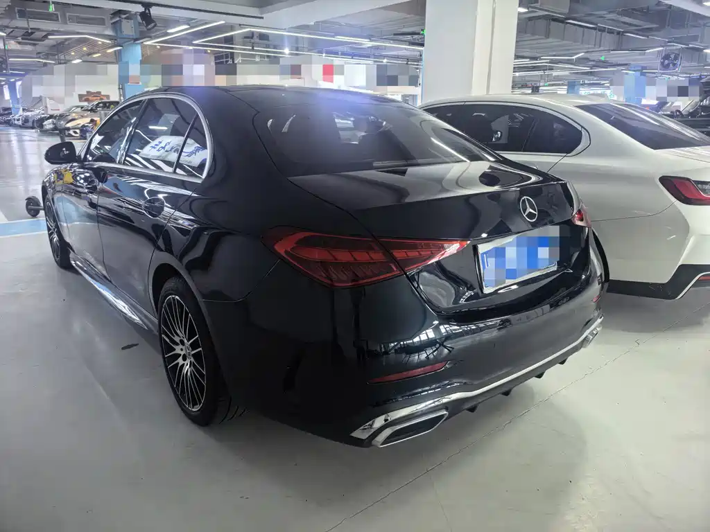 Mercedes-Benz C-Class — миниатюра 12