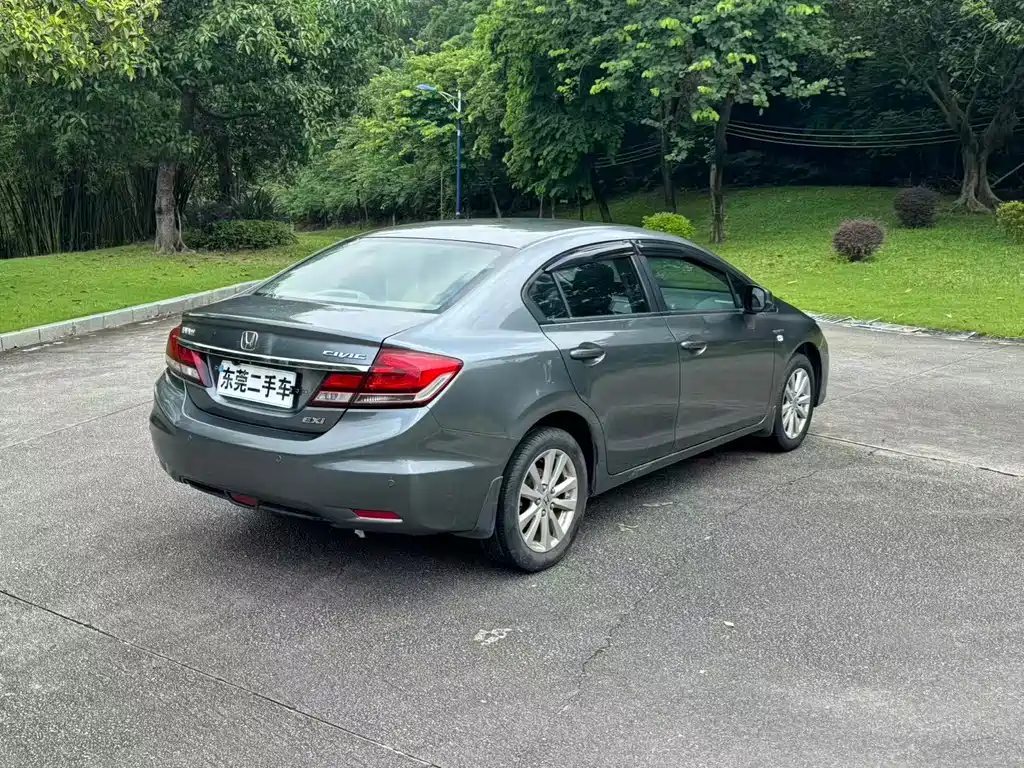 Honda Civic — миниатюра 13