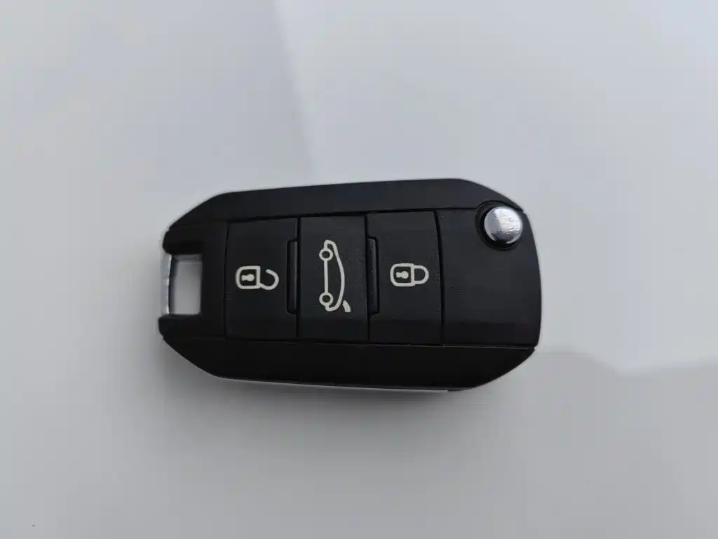 Citroen Elysee — миниатюра 19