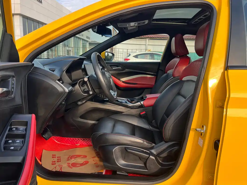 MG MG5 — миниатюра 7