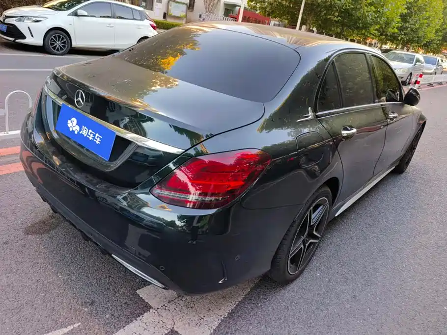 Mercedes-Benz C-Class — миниатюра 3