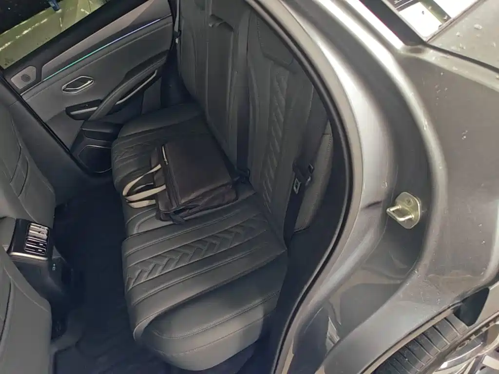 BYD L DM-i — миниатюра 17