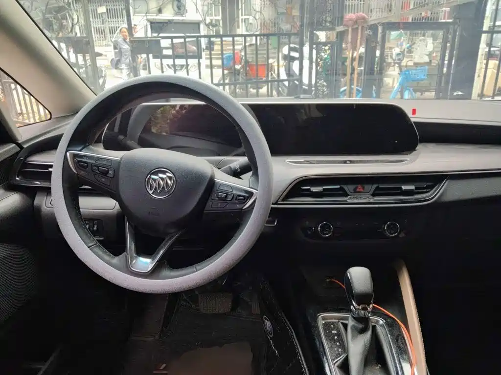 Buick GL6 — миниатюра 11