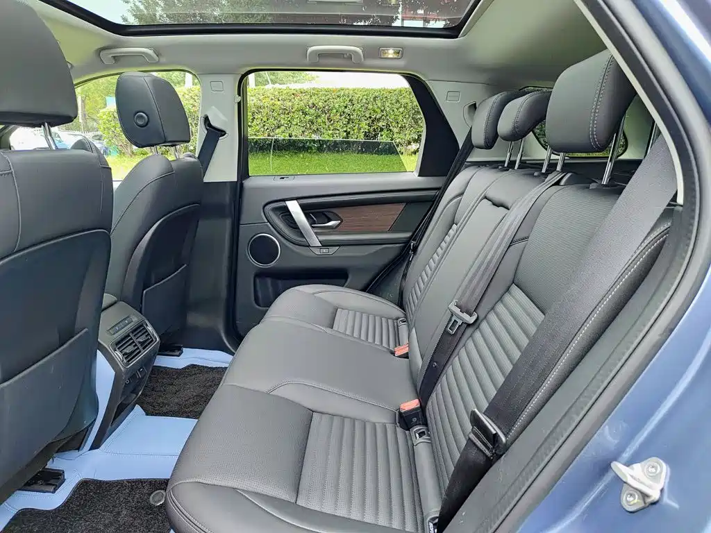 Land Rover Discovery Sport — миниатюра 8
