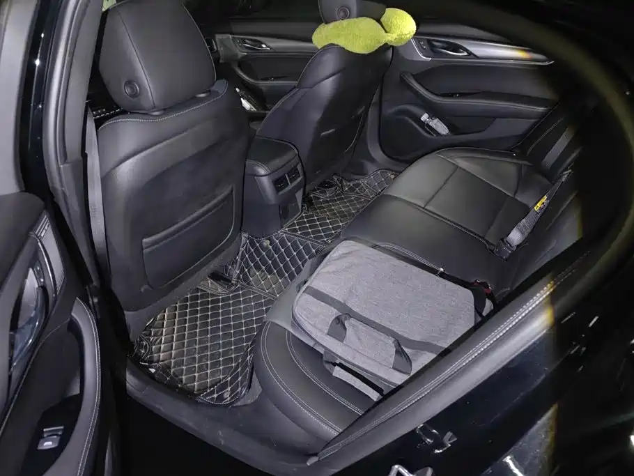 Cadillac CT5 — миниатюра 11