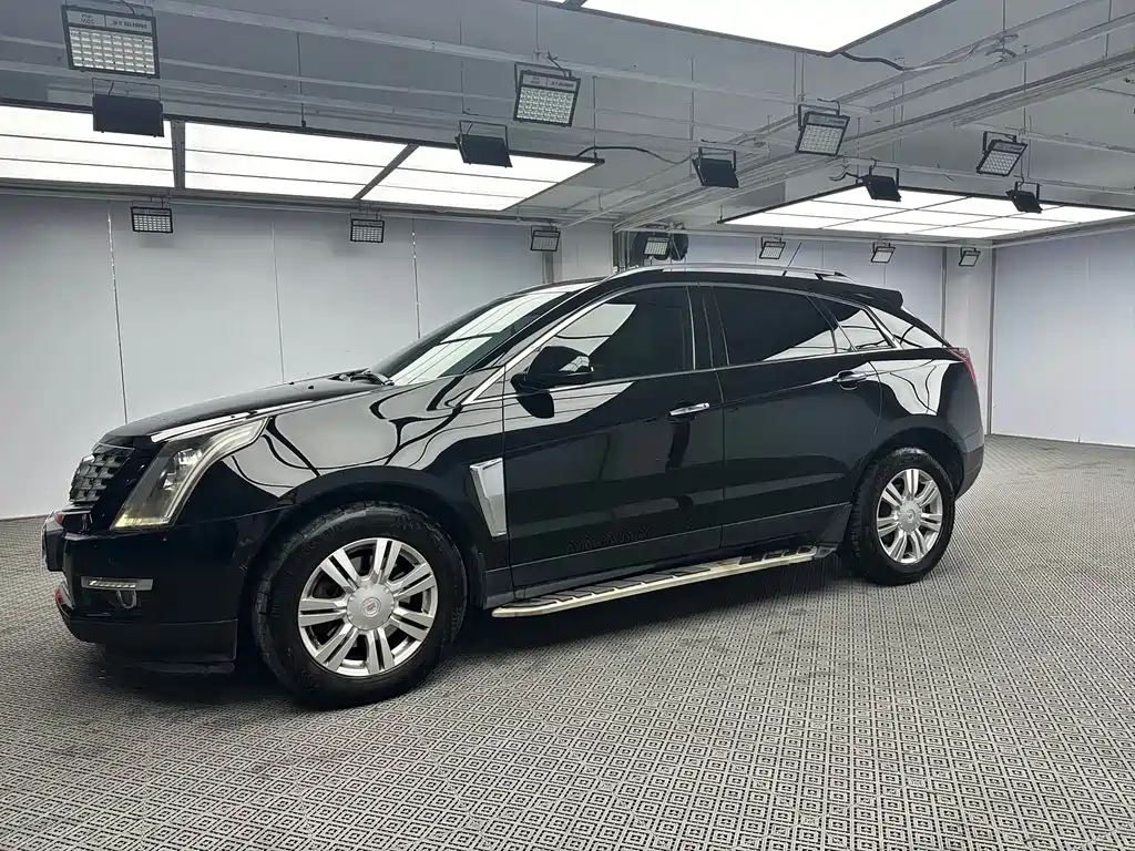 Cadillac SRX — миниатюра 4