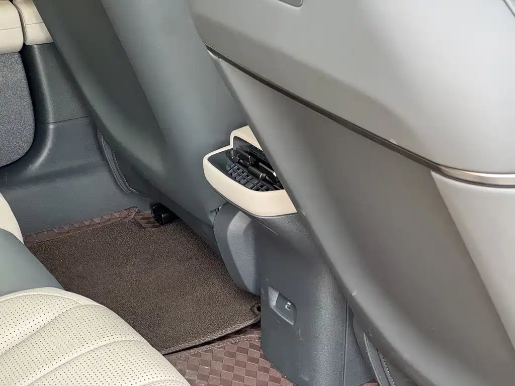 Ауди Ауди. Audi E5 Sportback — миниатюра 20