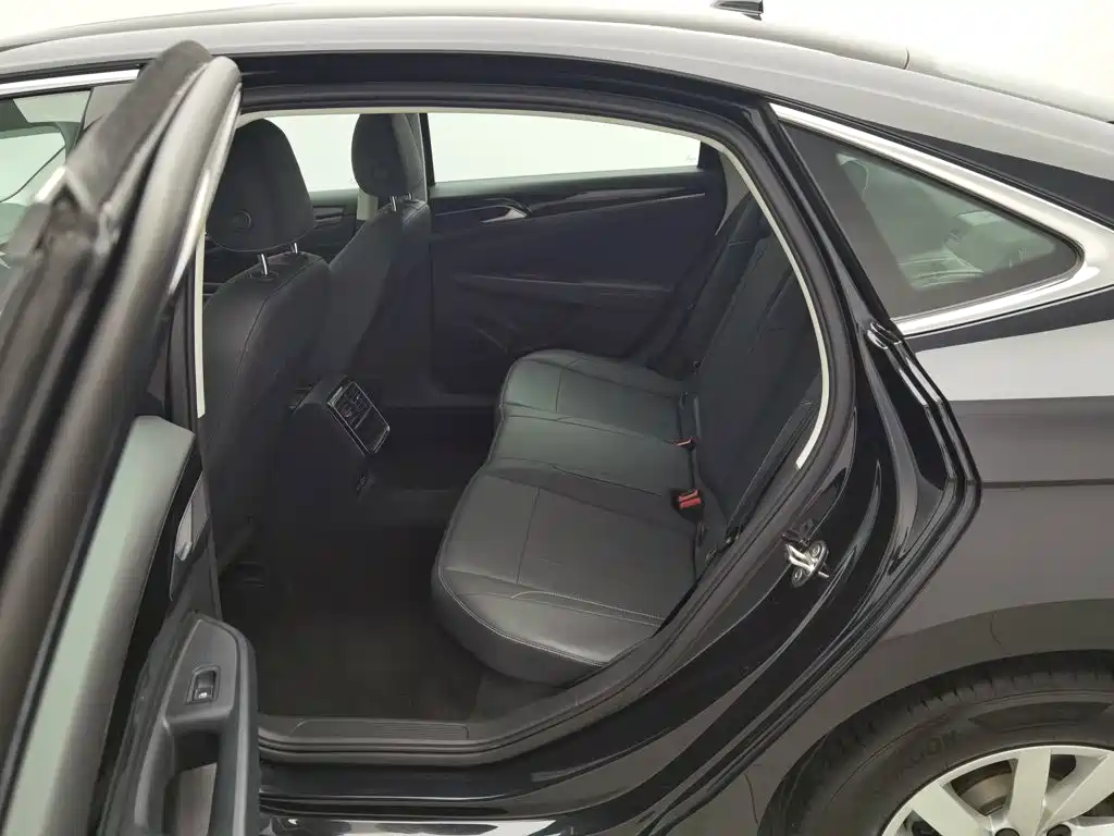 Volkswagen Passat — миниатюра 15