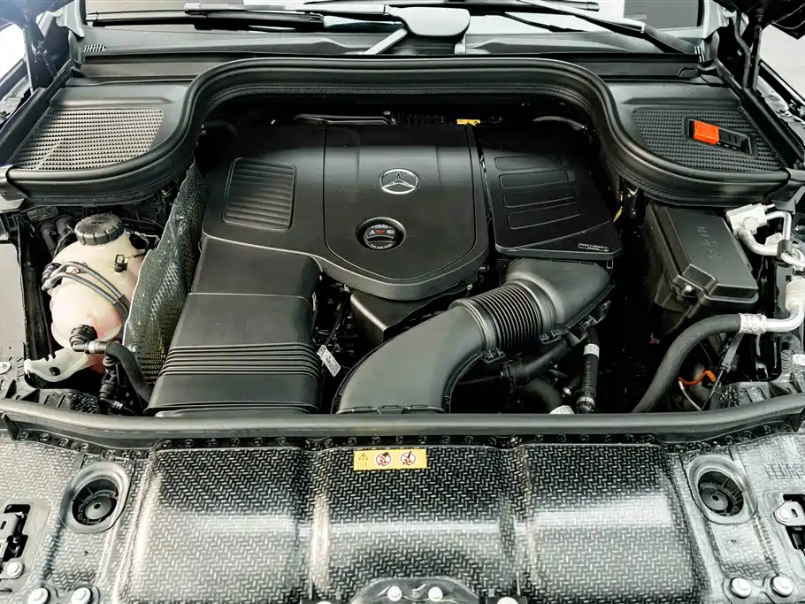 Mercedes-Benz GLE (Import) — миниатюра 26
