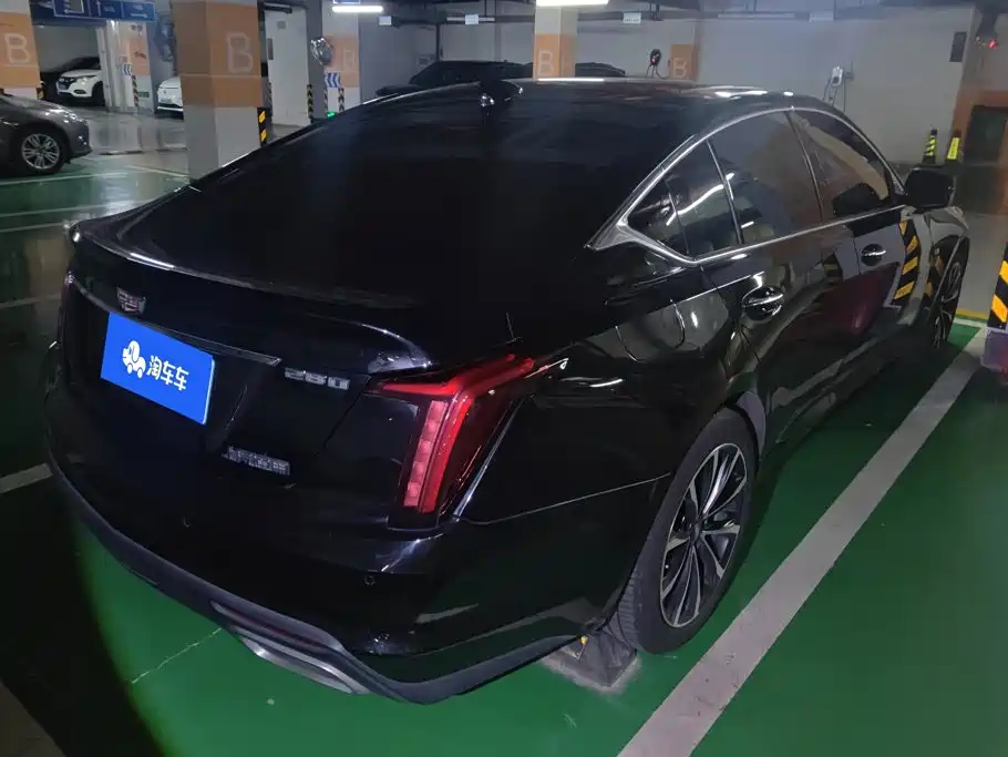 Cadillac CT5 — миниатюра 3