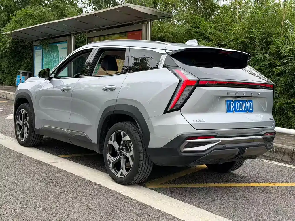 Geely Boyue L — миниатюра 27