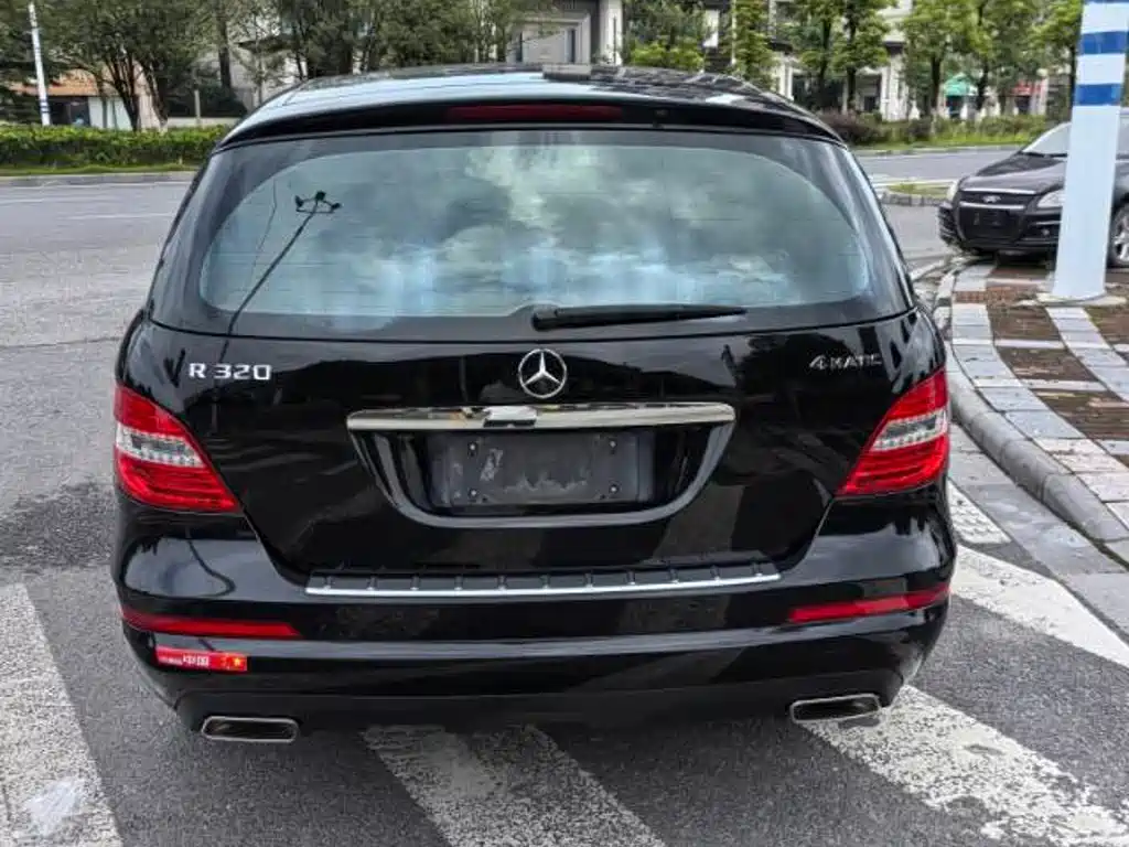 Mercedes-Benz R-Class — миниатюра 8