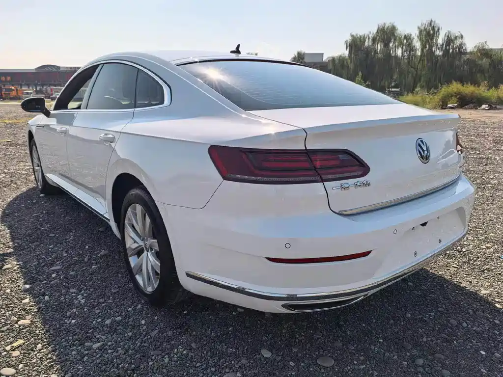 Volkswagen CC — миниатюра 4