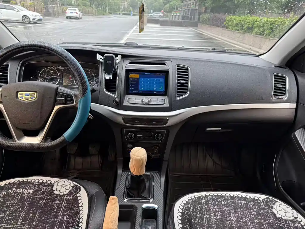 Geely Vision — миниатюра 10