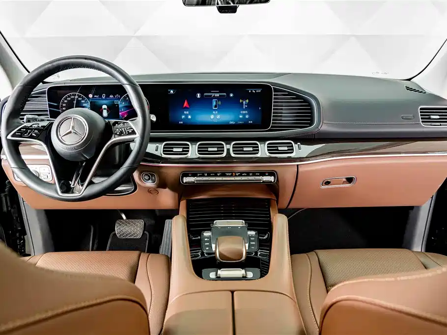 Mercedes-Benz GLE (Import) — миниатюра 13