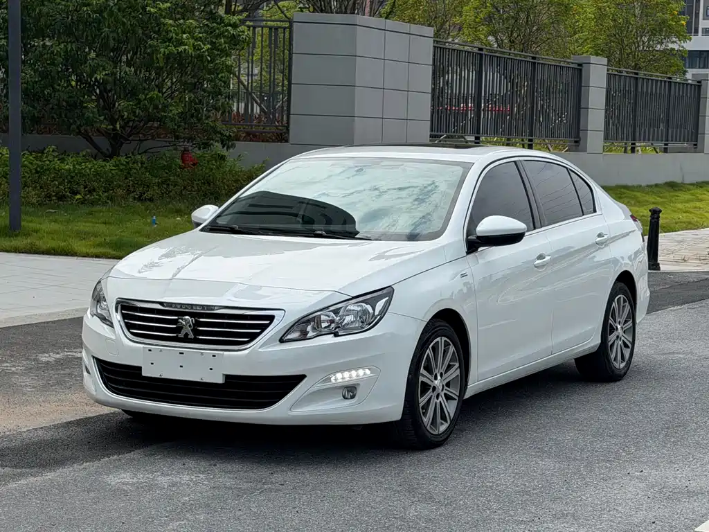 Peugeot 408