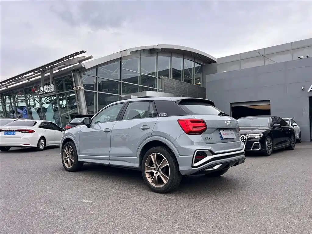 Audi Q2L 2024 35TFSI Fashion