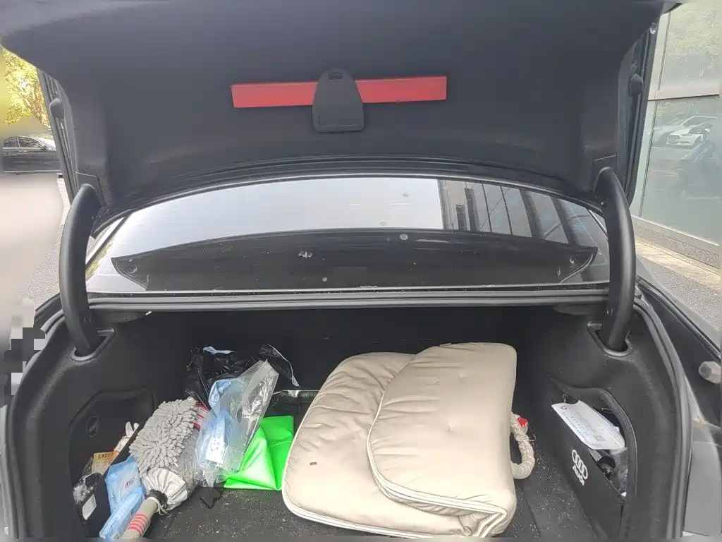 Audi A4L — миниатюра 20