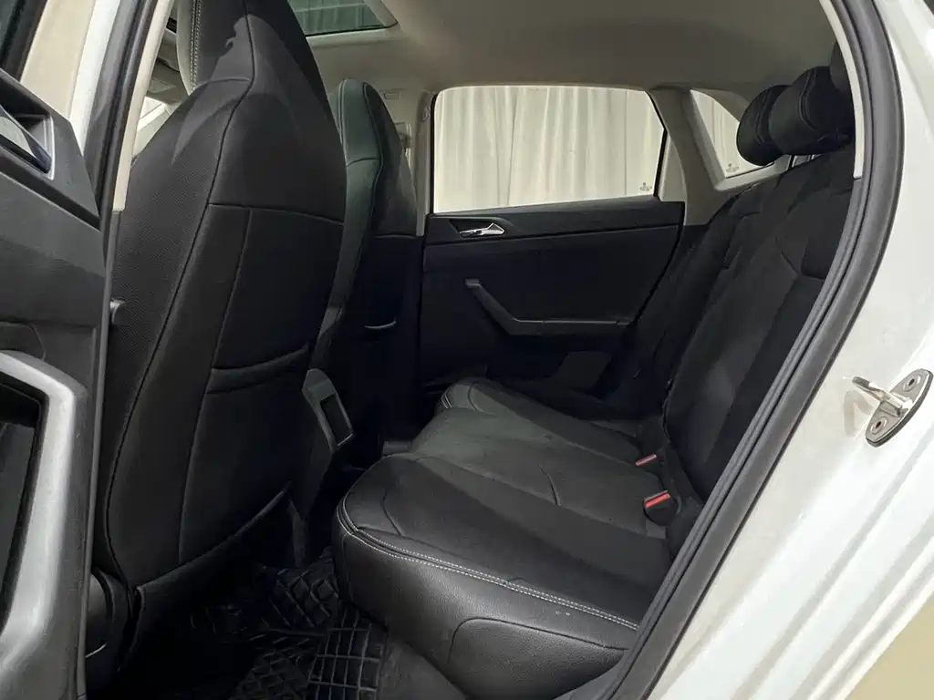 Volkswagen Polo — миниатюра 11