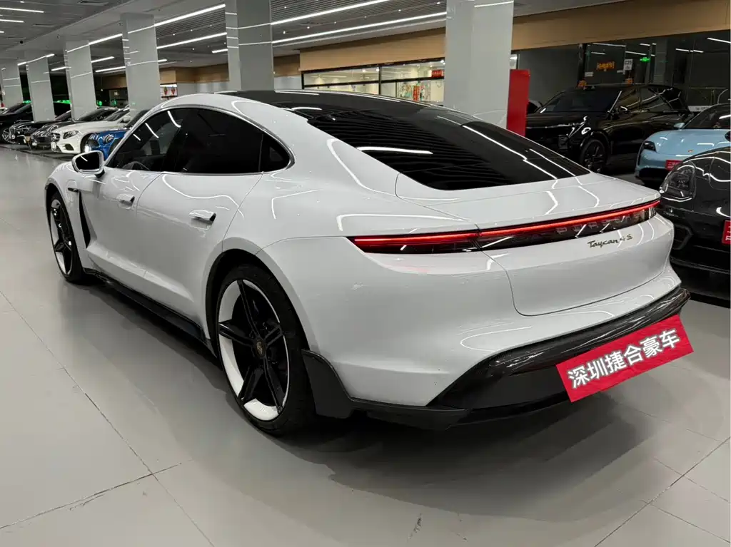 Porsche Taycan 2022 Taycan 4S