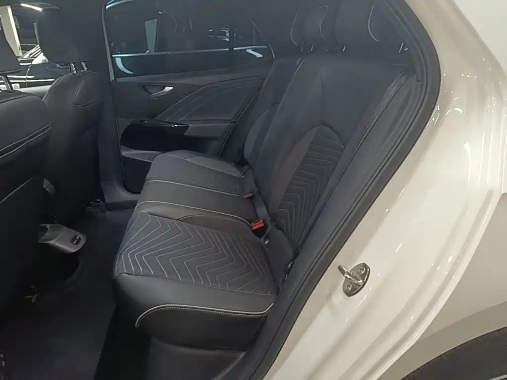 Volkswagen ID.3 — миниатюра 17