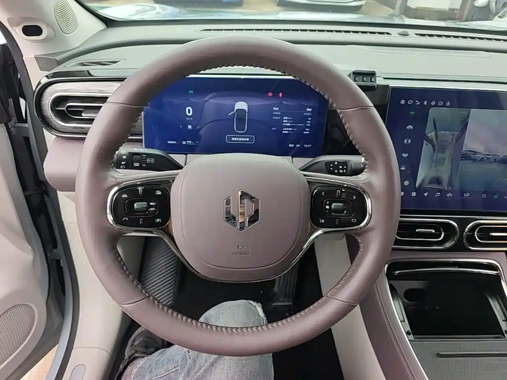 Leapmotor Leapmotor C11 — миниатюра 11