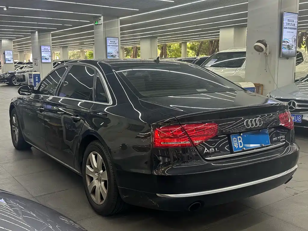 Audi A8 — миниатюра 11