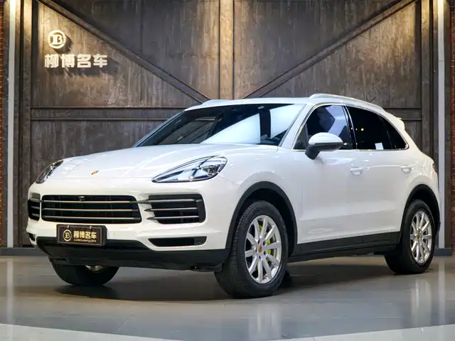 PORSCHE CAYENNE NEW ENERGY 2020