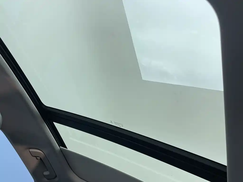 Audi Q3 — миниатюра 11