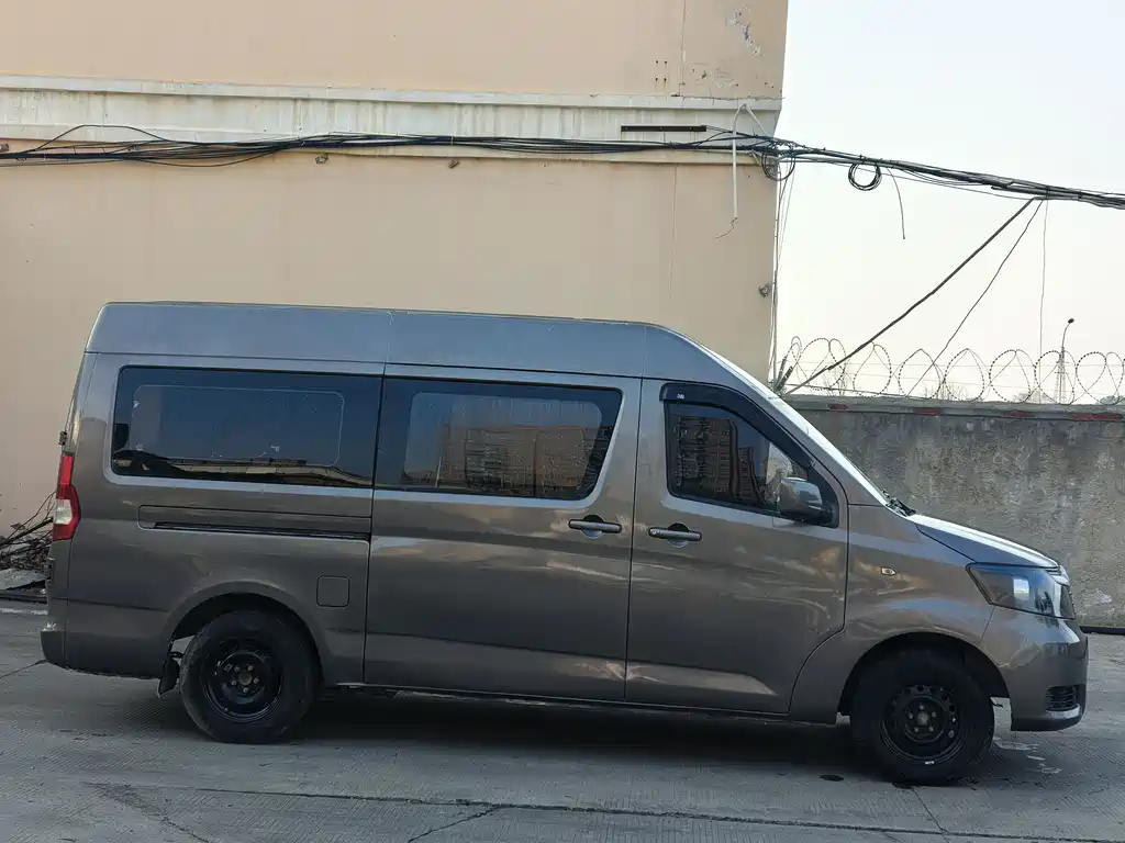 CHANGAN CHANGAN RUIXING M90