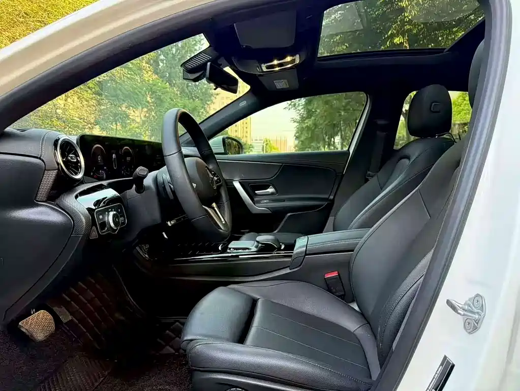 Mercedes-Benz A-Class — миниатюра 4