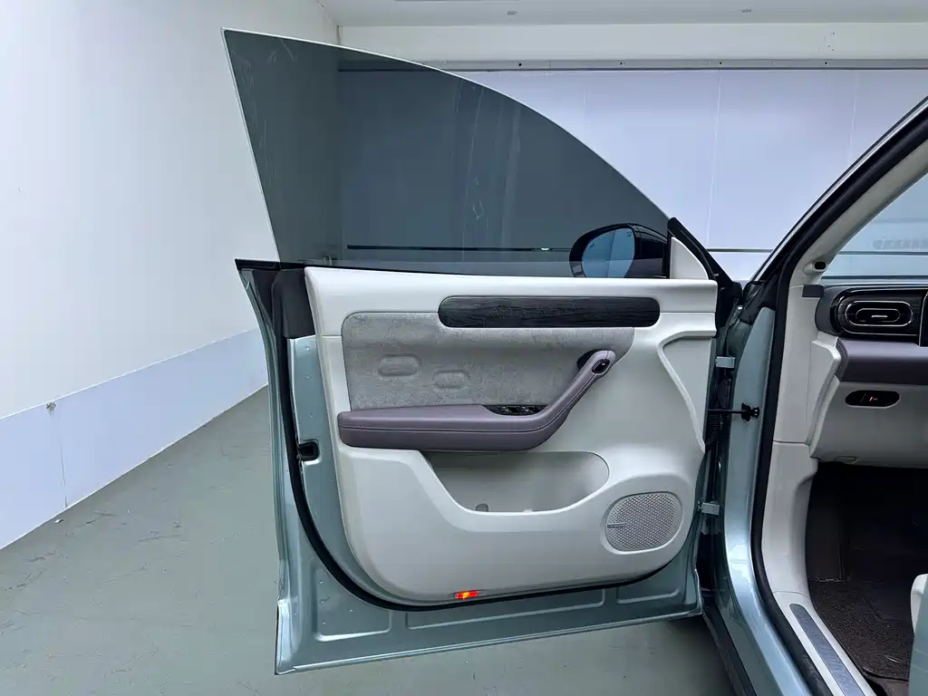 Leapmotor Leapmotor C11 — миниатюра 10